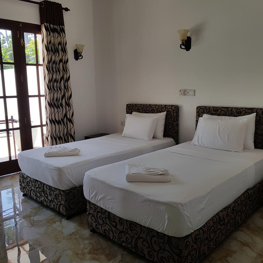 Sithi Villa Hikkaduwa Exterior foto